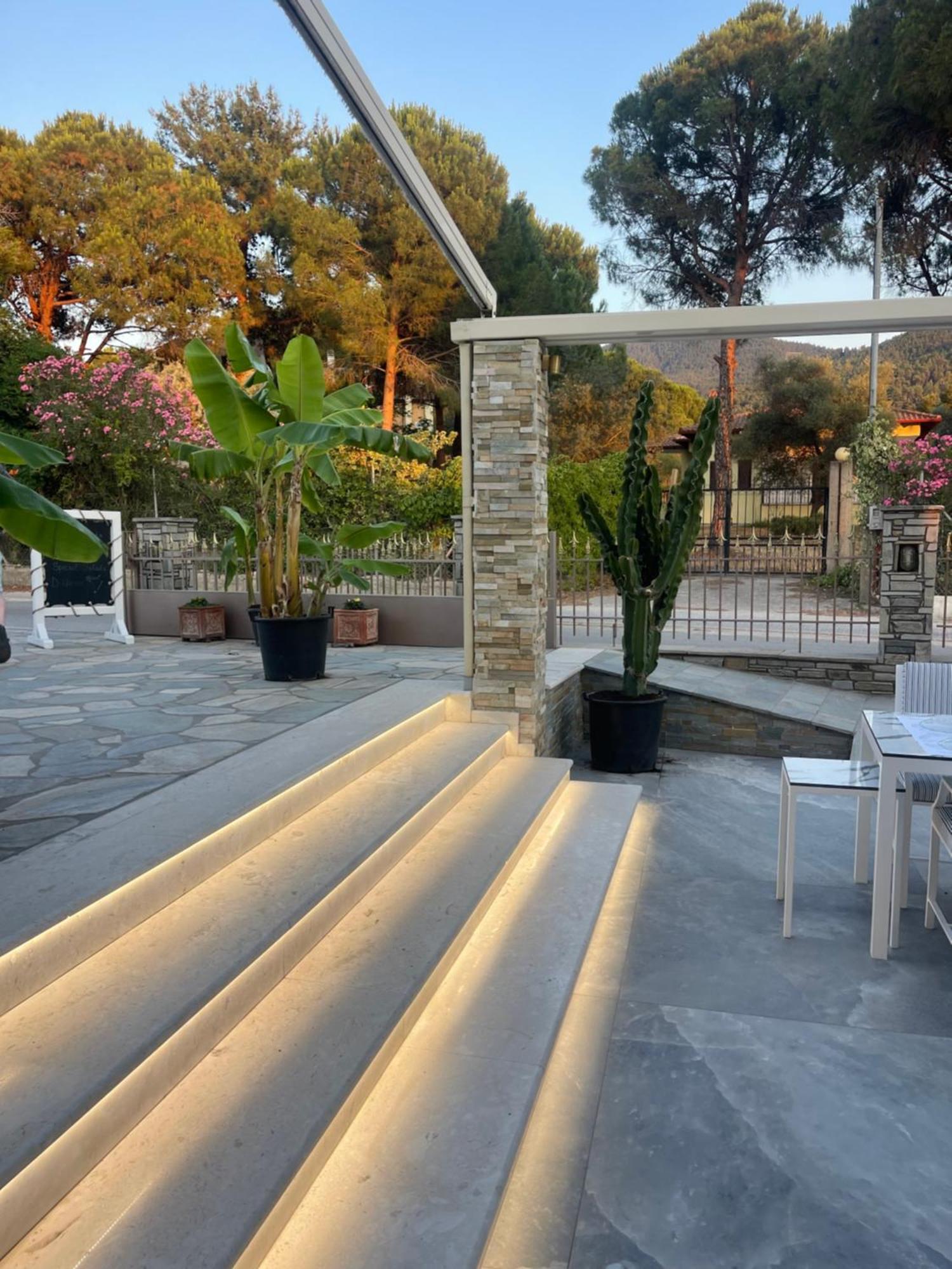 Vergos Hotel Vourvourou Bagian luar foto