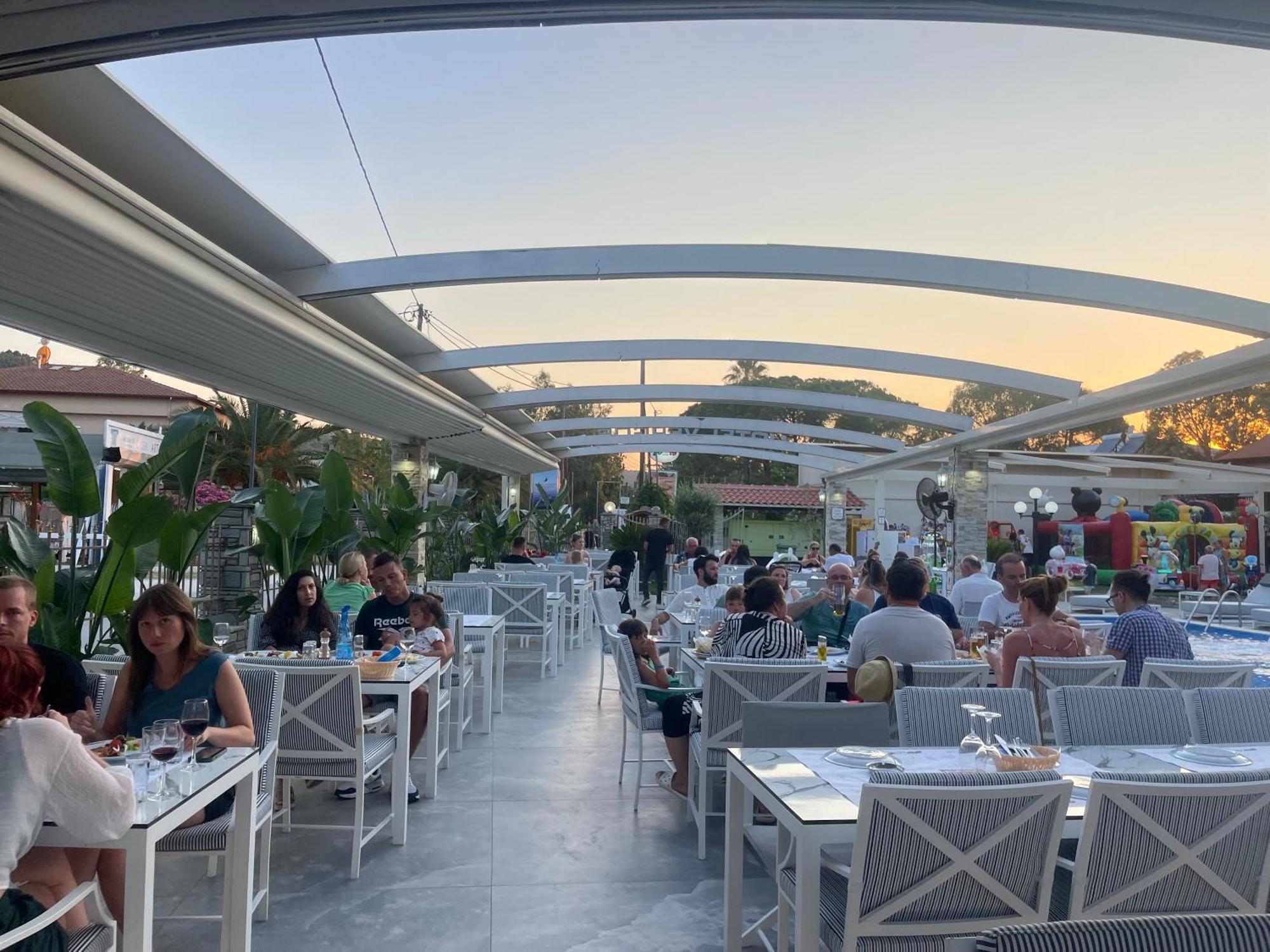 Vergos Hotel Vourvourou Bagian luar foto