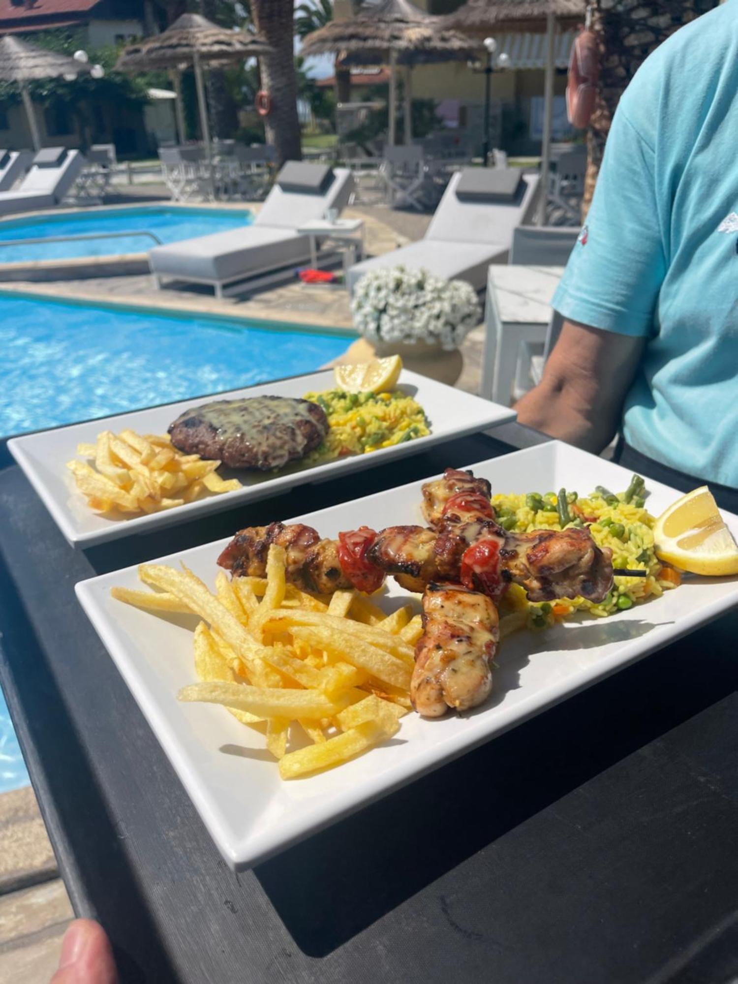 Vergos Hotel Vourvourou Bagian luar foto