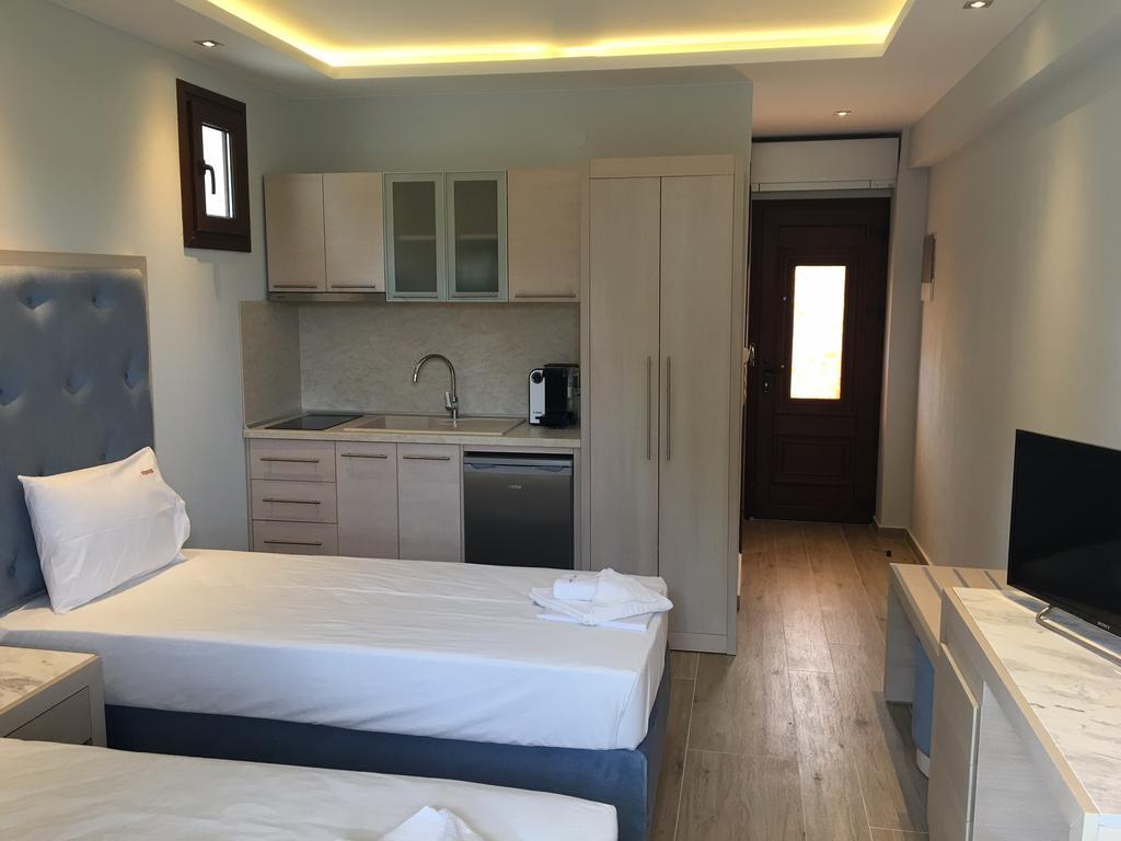 Vergos Hotel Vourvourou Bagian luar foto