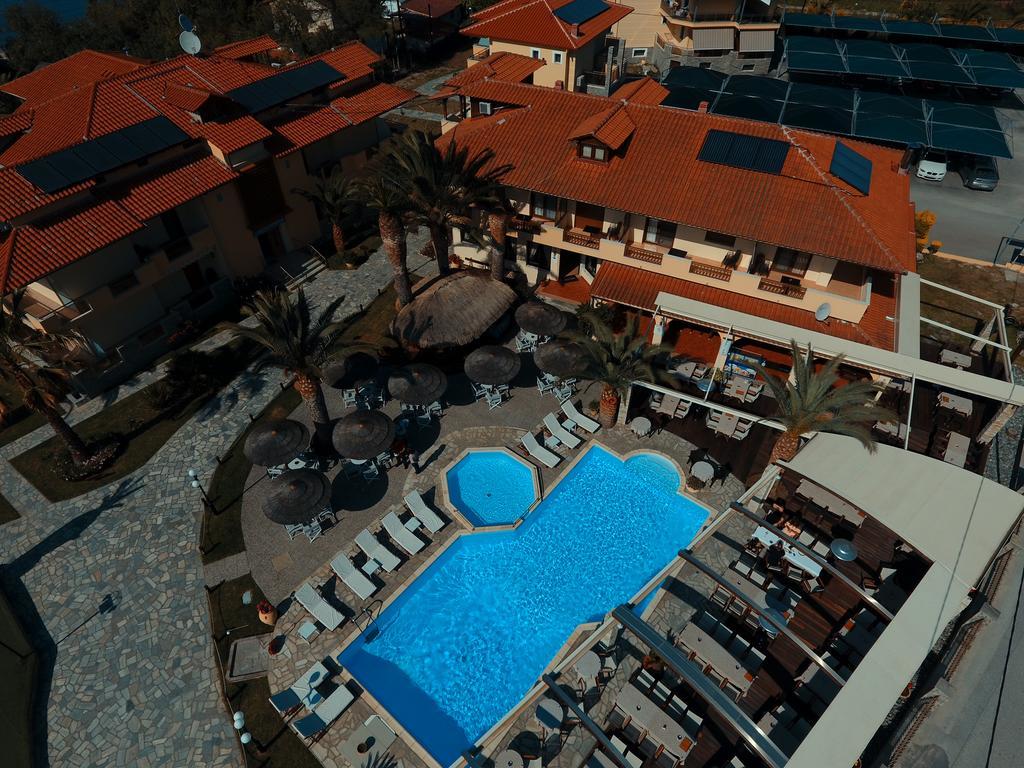 Vergos Hotel Vourvourou Bagian luar foto